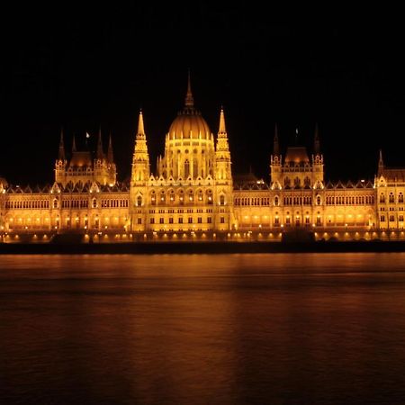 Casina Di Tea Budapest Bagian luar foto