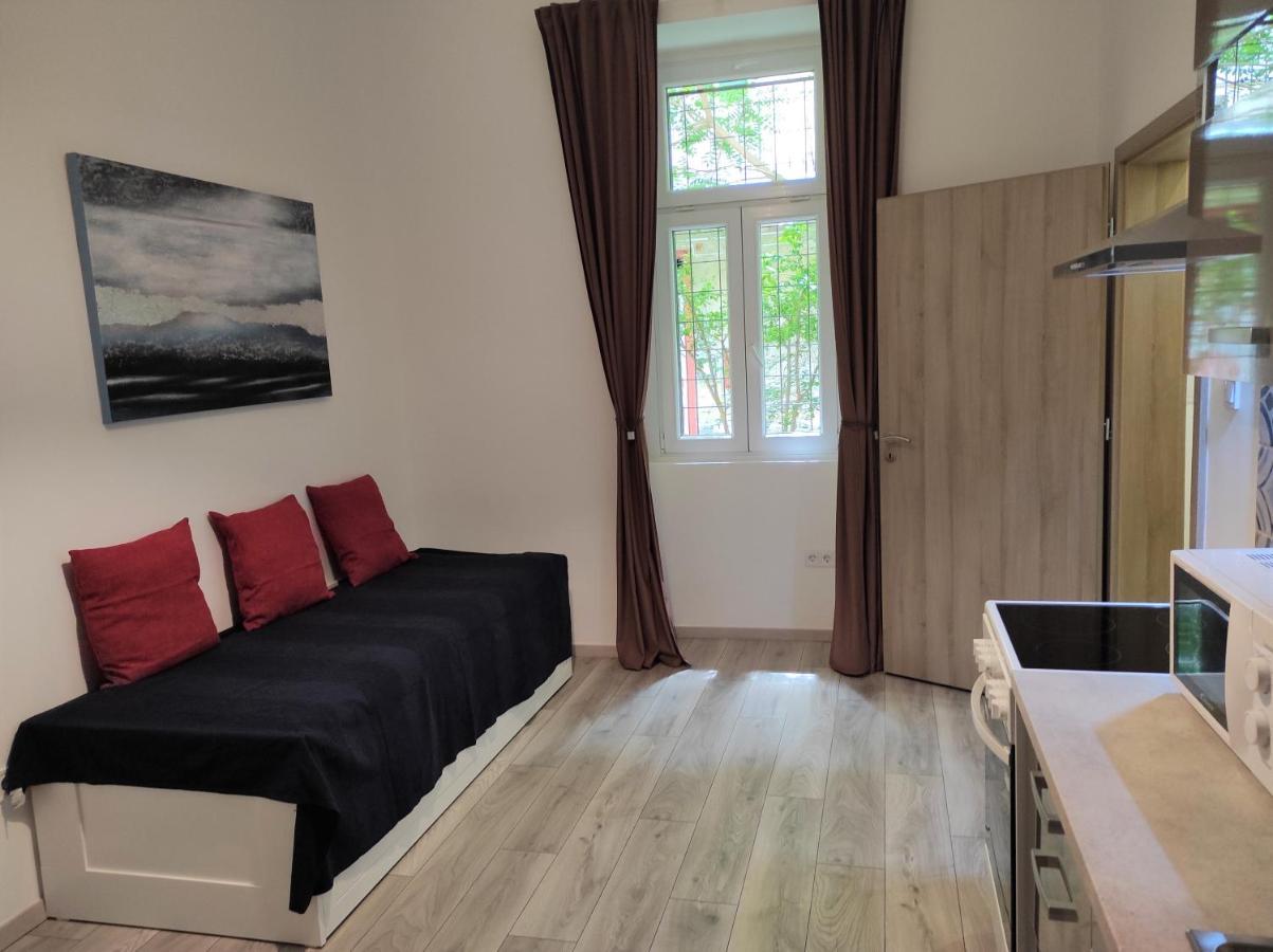 Casina Di Tea Budapest Bagian luar foto